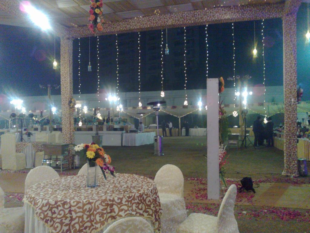 Holiday Regency Moradabad Luaran gambar